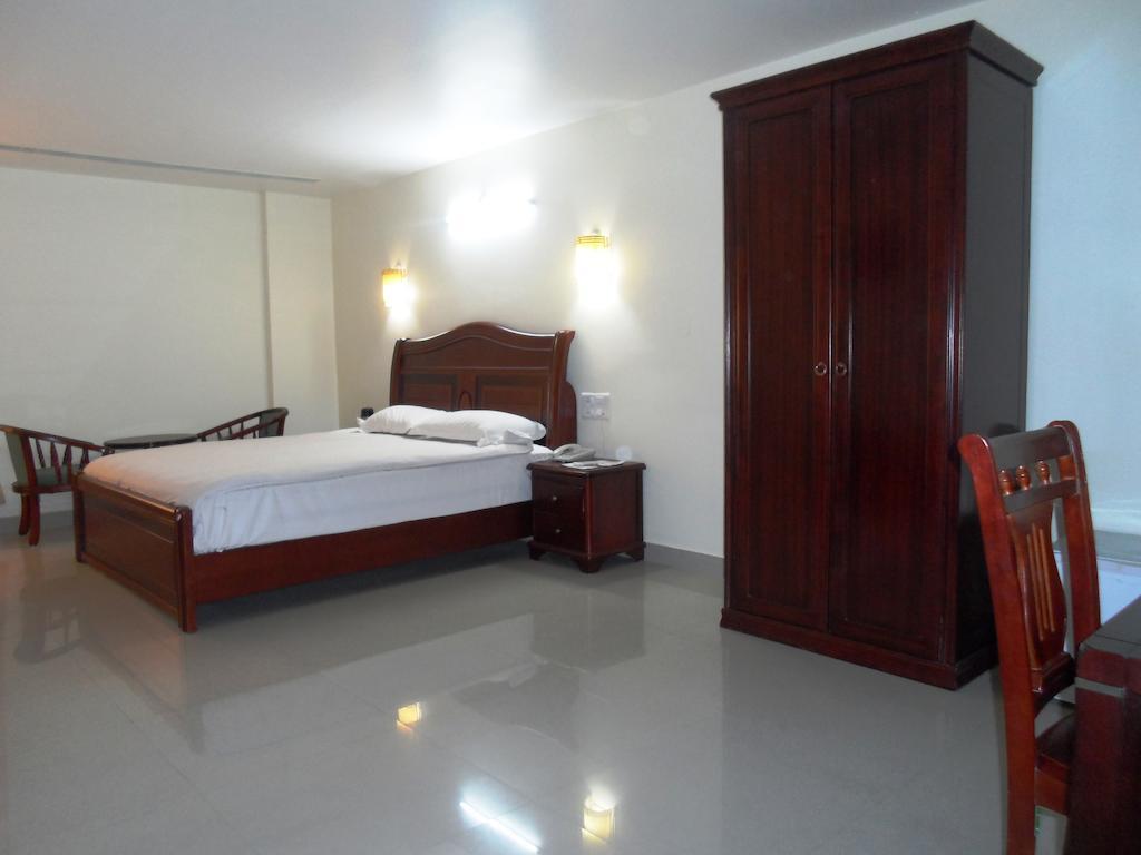 Psr Otel Tirupati Dış mekan fotoğraf