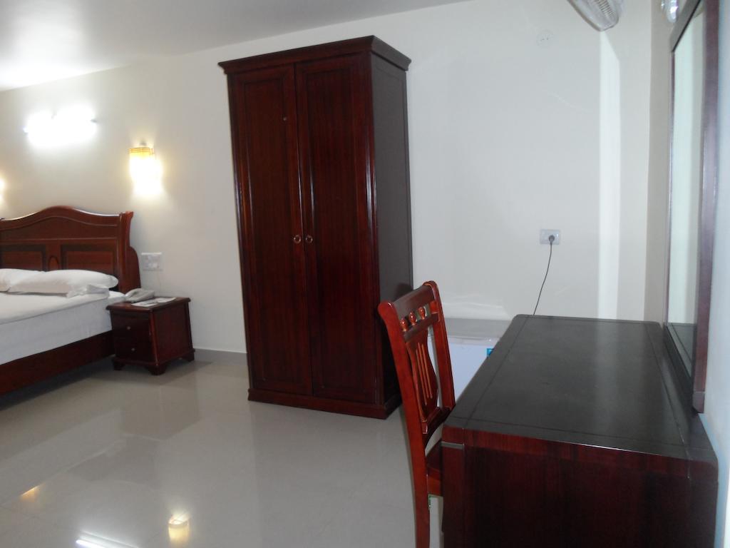 Psr Otel Tirupati Dış mekan fotoğraf