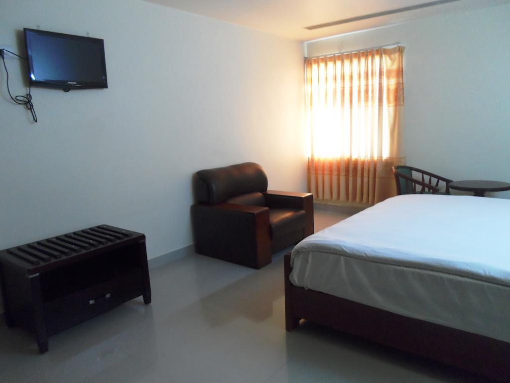 Psr Otel Tirupati Dış mekan fotoğraf