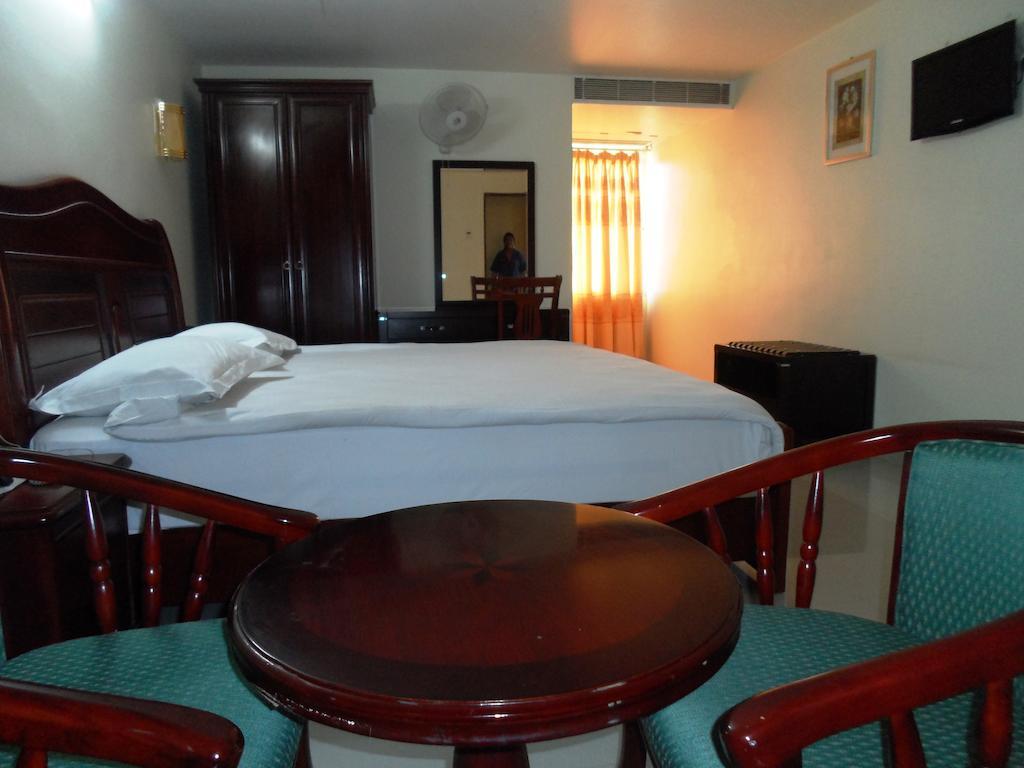 Psr Otel Tirupati Dış mekan fotoğraf